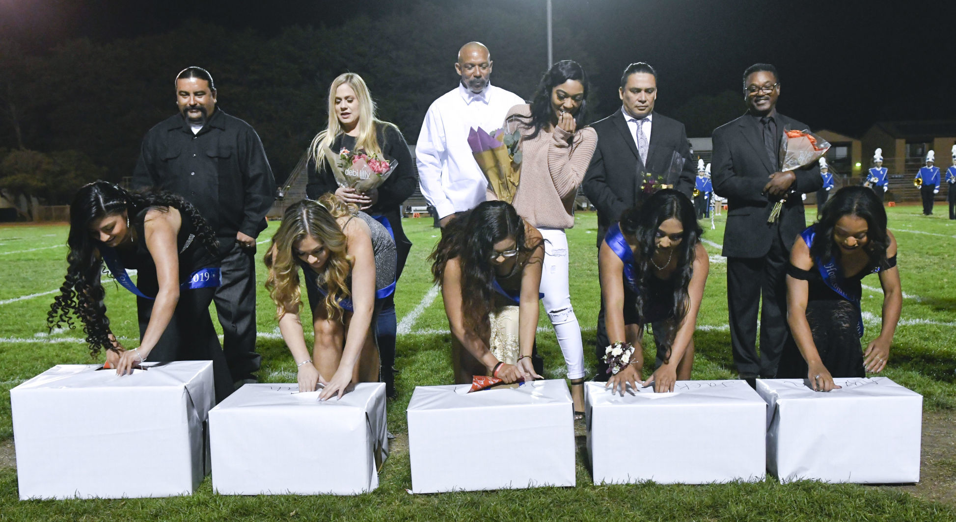 101119 Lompoc Homecoming 13.jpg